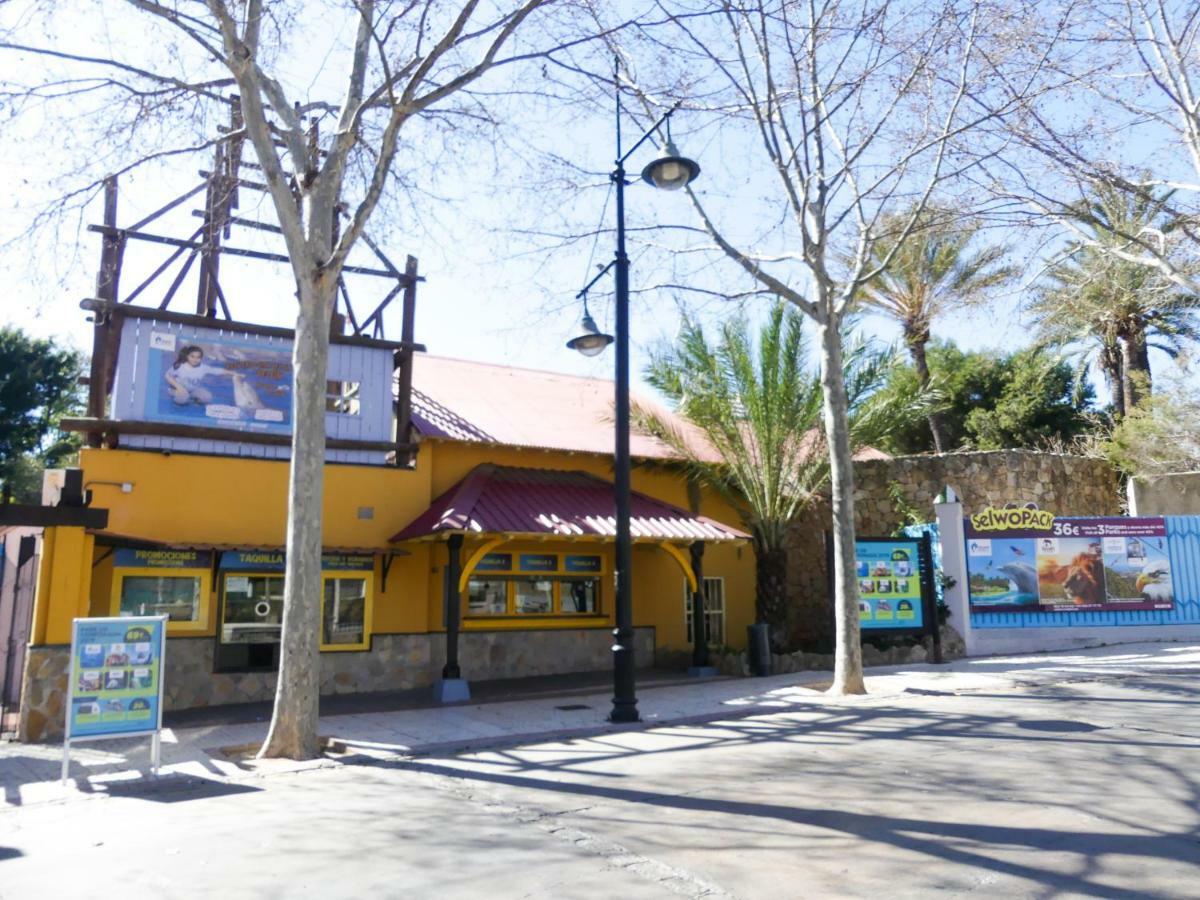 Apartamento Vacacional A 1 Minuto De La Playa - Carihuela Torremolinos